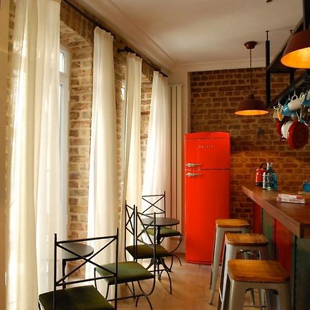 Jumba Hostel Истанбул Екстериор снимка