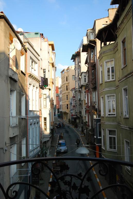 Jumba Hostel Истанбул Екстериор снимка